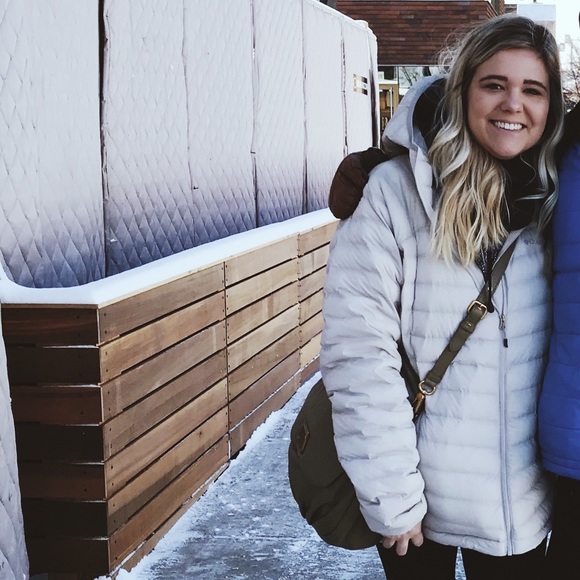 Meet your Posher, Catherine - Picture 2 of 3